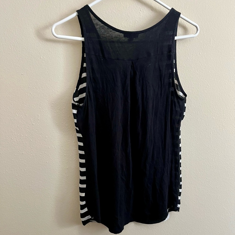 Express Striped Zippered Tank - Picture 6 of 6